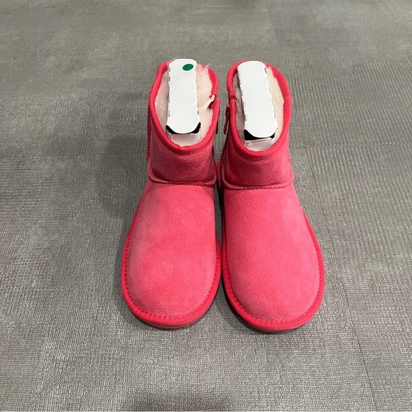 Ugg Mini Bright Pink Suede Boots Kids Size 13 - Picture 1 of 6